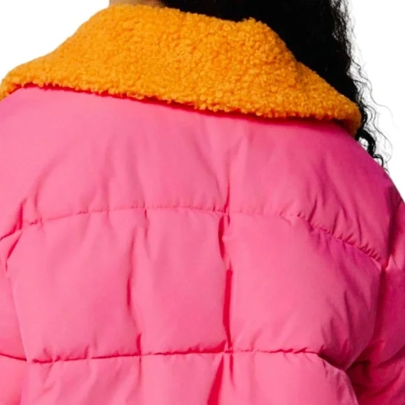 Urban Outfitters Neon Pink Duckie Faux Shearling Women Small Puffer Jacket NEW - Picture 8 of 16